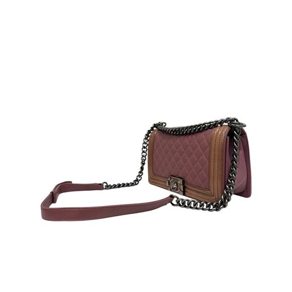 CHANEL Pink Leather Quilted Flap CC Logo Accent Medium Duo Boy Crossbody Bag - Picture 3 of 14